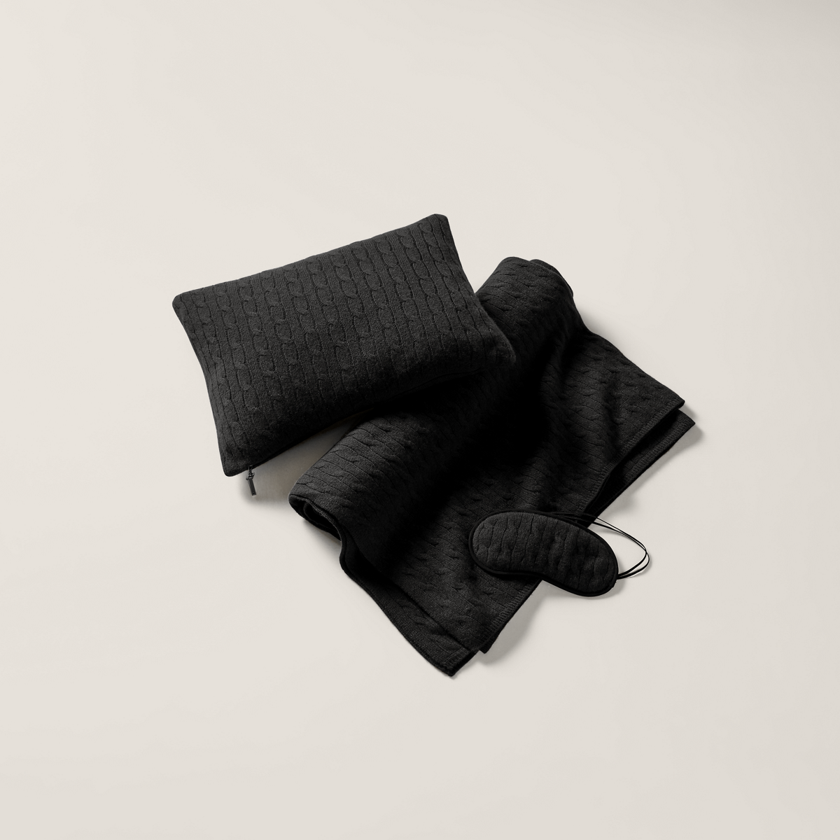 Ralph Lauren | Cabled Cashmere Travel Set