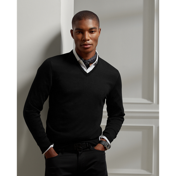 V-Neck Sweater in Lightweight Cashmere