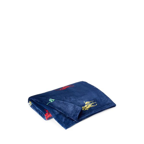 Fleece Henley Throw Blanket