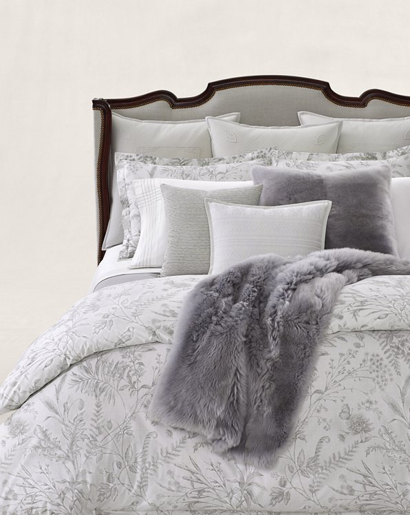 Genevieve Bedding Collection