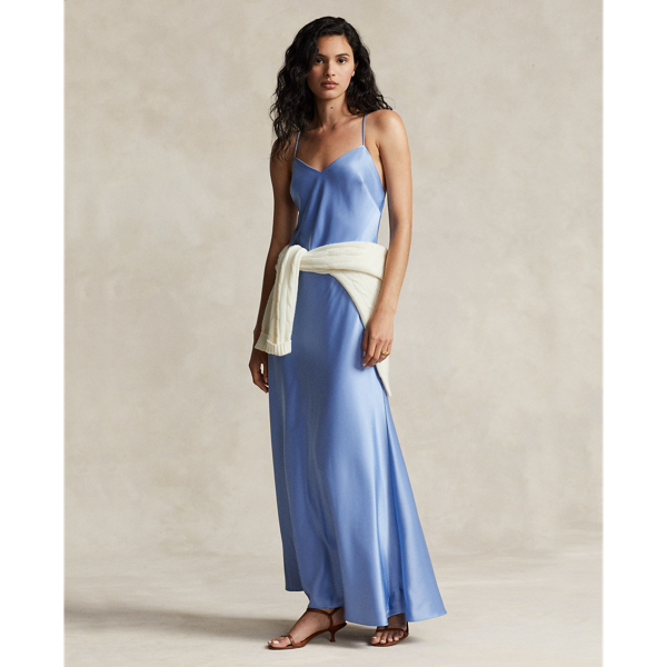 Robe en biais à bretelles croisées satin