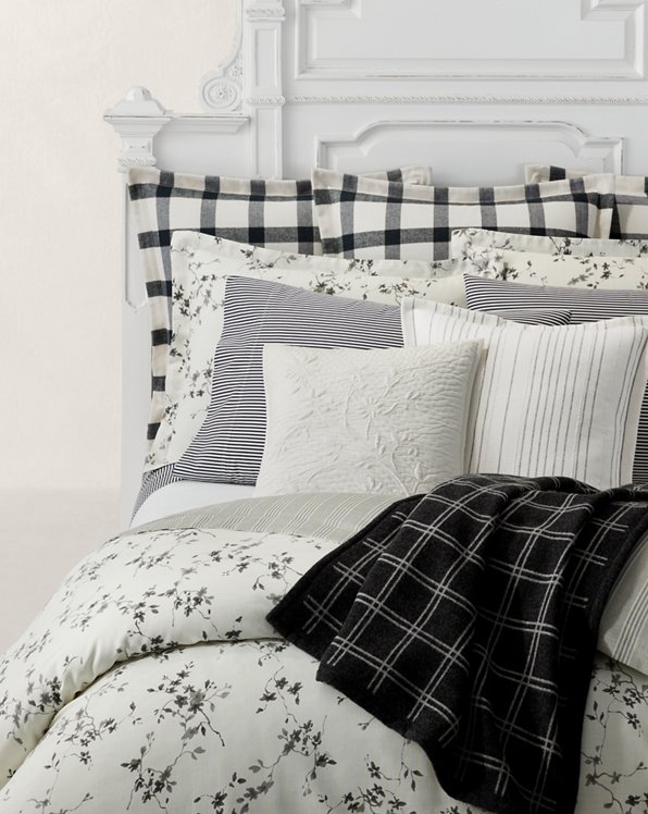 Munroe Bedding Collection